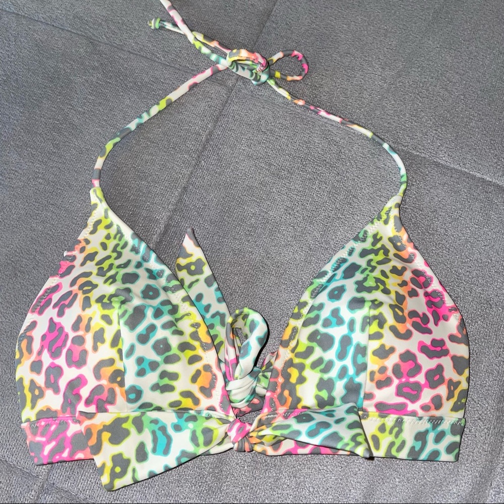 Victoria’s Secret bikini top size S